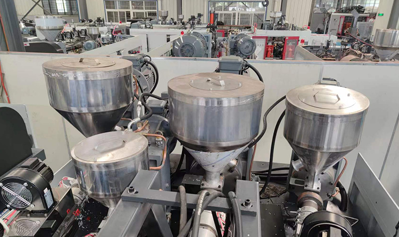 moldeo por soplado de coextrusi&oacute;n